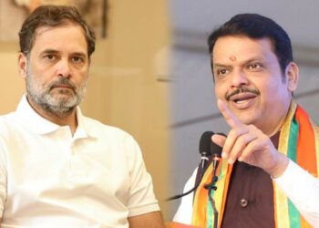 വാക്കുകളിലും പ്രവൃത്തികളിലും ഇരട്ടത്താപ്പ്; രാഹുൽ ഗാന്ധിയെയും കോൺഗ്രസിനെയും രൂക്ഷമായി വിമർശിച്ച് ദേവേന്ദ്ര ഫഡ്‌നാവിസ്