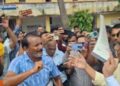 അയ്യോ എന്റെ കടയിൽ നിന്ന് ഞാൻ ഒന്നും കഴിക്കില്ല, സ്വന്തം കടയിലെ മിഠായി കഴിക്കാൻ ഭയം; ഭക്ഷ്യസുരക്ഷാ റെയ്ഡിനിടെ കൈകൂപ്പി കടയുടമ, ദൃശ്യങ്ങൾ വൈറൽ