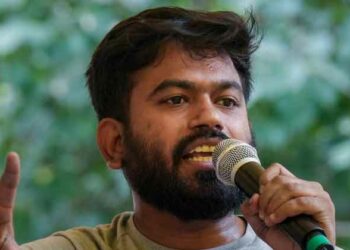 പാറ്റ പാർട്ടിയിൽ ഗ്രൂപ്പ് പോര് മറനീക്കി പുറത്ത്; അഭിജീത് ദിപ്‌കെയ്‌ക്കെതിരെ കലാപക്കൊടി; പുതിയ പാർട്ടിയുമായി വിമതർ
