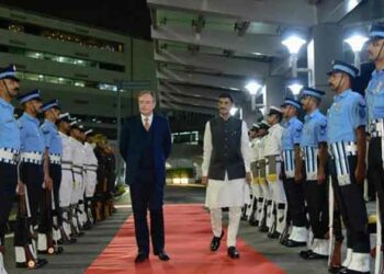 രണ്ട് പതിറ്റാണ്ടിന് ശേഷം ബെൽജിയം പ്രധാനമന്ത്രി ഇന്ത്യയിൽ’; ബാർട്ട് ഡി വെവർ ഡൽഹിയിലെത്തി; പ്രധാനമന്ത്രി നരേന്ദ്ര മോദിയുമായി ചർച്ച നടത്തി