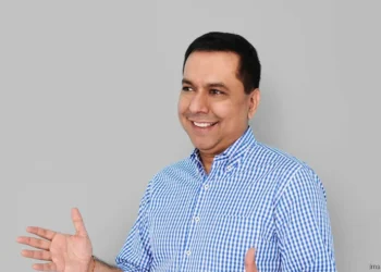 മെറ്റയുടെ പുതിയ എൻ്റർപ്രൈസ് പ്ലാറ്റ്‌ഫോം നയിക്കാൻ ഇന്ത്യൻ വംശജൻ ; മാർക്ക് സക്കർബർഗിന് കീഴിൽ നേരിട്ട് പ്രവർത്തിക്കും