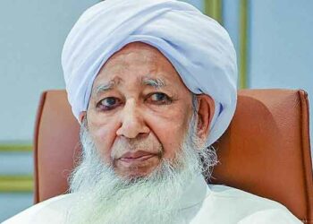 രാഷ്ട്രീയക്കാർക്ക് വേണ്ടി ഇസ്ലാമിക നിയമങ്ങൾ തിരുത്താനാകില്ല; സ്ത്രീകളുടെ പൊതുവേദി പ്രവേശനത്തിനെതിരായ നിലപാട് കടുപ്പിച്ച് കാന്തപുരം