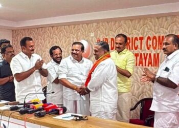 കേരള കോൺഗ്രസ് ബിയിൽ വൻ പിളർപ്പ് ; കോട്ടയത്ത് ജില്ലാ നേതൃത്വം ഉൾപ്പെടെ നൂറോളം പ്രവർത്തകർ ബിജെപിയിൽ ചേർന്നു
