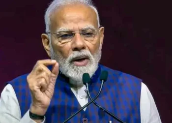 പൊതുജീവിതത്തിന്റെ ആപ്തവാക്യം ജനസേവനം മാത്രം, 2047-ഓടെ വികസിത ഭാരതം എന്ന ലക്ഷ്യത്തിലേക്ക് യുവശക്തി മുന്നോട്ടുവരണമെന്ന് നരേന്ദ്ര മോദി