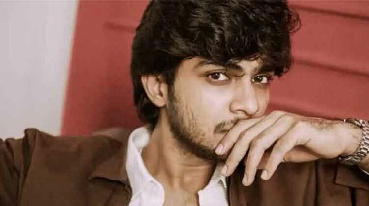 പ്രേമലു 2 മുടങ്ങിയത് നസ്‌ലിൻ ഭീമമായ പ്രതിഫലം ചോദിച്ചതുകൊണ്ട്; തുറന്നടിച്ച് ആലപ്പി അഷ്‌റഫ്