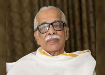 ഉപ്പിൽ മരുന്ന് കലർത്തി ഒരു ദ്വീപിനെ രക്ഷിച്ച സാമൂതിരി; കൊട്ടാരം വിട്ട് മരുന്നുകമ്പനിയുണ്ടാക്കിയ കേരളവർമ