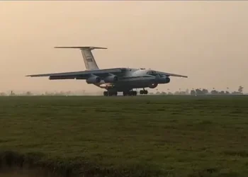 നോയിഡ അന്താരാഷ്ട്ര വിമാനത്താവളത്തിലെത്തി മൂന്ന് റഷ്യൻ സൈനിക വിമാനങ്ങൾ ; പുടിന്റെ സന്ദർശനത്തിനു മുന്നോടിയായുള്ള സുരക്ഷാ വിലയിരുത്തൽ