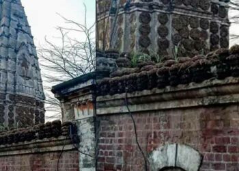 മതപാഠശാലയ്ക്കായി സ്ഥലം കൈയേറി; പാകിസ്താനിൽ 125 വർഷം പഴക്കമുള്ള ഹിന്ദു ക്ഷേത്രം പൊളിച്ചു!’; കനത്ത മഴയെന്ന ന്യായീകരണവുമായി സർക്കാർ