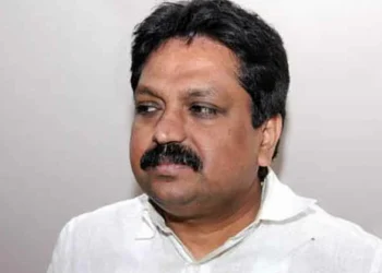 അനധികൃത സ്വത്ത് സമ്പാദന കേസ്; മുൻ ഡി.ജി.പി. ടോമിൻ ജെ. തച്ചങ്കരിക്ക് നാലുവർഷത്തെ തടവുശിക്ഷ വിധിച്ച് വിജിലൻസ് കോടതി