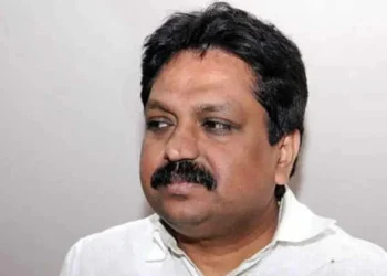 64.70 ലക്ഷത്തിന്റെ അനധികൃത സ്വത്ത്: മുൻ ഡിജിപി ടോമിൻ ജെ തച്ചങ്കരി കുറ്റക്കാരൻ!