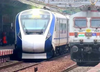 വേഗതയിലും സൗകര്യത്തിലും വിപ്ലവകരമായ മാറ്റങ്ങൾ; രാജധാനിയിൽ തുടങ്ങി വന്ദേഭാരതും ബുളറ്റ് ട്രെയിനുകളും വരെ എത്തിയ ഇന്ത്യൻ റെയിൽവേയുടെ സുവർണ്ണ അധ്യായം