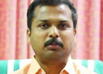 മൃഗശാല മാറ്റാനുള്ള മുഖ്യമന്ത്രിയുടെ നിർദേശത്തിന് പിന്നിൽ ഗൂഢാലോചന; കടുത്ത എതിർപ്പുമായി മുൻ എം.എൽ.എ വി.കെ. പ്രശാന്ത്