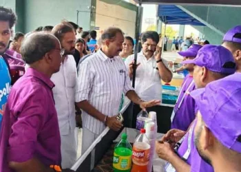 ലിറ്ററിന് 100 രൂപ ഒന്നും വേണ്ട; ഗ്രീൻഫീൽഡിൽ കാണികൾക്ക് സൗജന്യ കുടിവെള്ളം; തോന്നിയ വിലയ്ക്ക് ശീതളപാനീയങ്ങൾ വിൽക്കാൻ അനുമതിയില്ല: വി വി രാജേഷ്