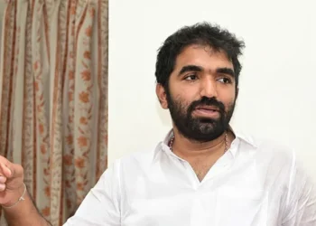മാസപ്പടി കേസ് സെറ്റിൽ ചെയ്യുന്നുവെന്ന ആക്ഷേപം കേൾക്കുന്നു; സർക്കാരിന്റെ ഭാഗത്തുനിന്ന് കർശന നടപടി വേണമെന്ന് ചാണ്ടി ഉമ്മൻ
