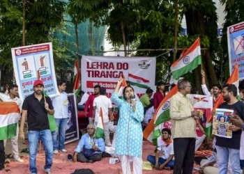 സിജെപി മുംബൈയിൽ നിശ്ചയിച്ച തിരംഗ മാർച്ച് വൻ പരാജയം ; ആസാദ് മൈതാനത്ത് എത്തിയത് അമ്പതോളം ആളുകൾ മാത്രം