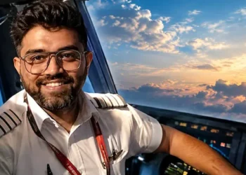 കൊതുകിന്റെ പേരിലെ വീര്യം; 174 ജീവന് കാവലായ പൈലറ്റ് സ്മിത് മച്ചാറും ‘മച്ചാർ’ എന്ന കുടുംബപ്പേരിന്റെ കഥയും