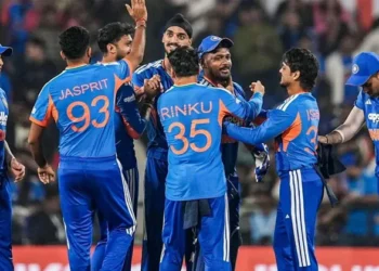 ആർക്കും ക്യാപ് വെക്കാം എപ്പോഴും വെക്കാം, ഇതാണ് ടീമിലെ ഇപ്പോഴത്തെ അവസ്ഥ; അതിനിടയിൽ കിട്ടിയ ബോണസ് ആണ് അവന്റെ ടീമിലേക്കുള്ള എൻട്രി: മുഹമ്മദ് കൈഫ്