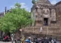  മസ്ജിദിൻ്റെ ബേസ്‌മെന്റിൽ കണ്ടെത്തിയത് 19-ാം ജൈന തീർത്ഥങ്കരന്റെ വിഗ്രഹം!; ഗുജറാത്ത് ഹൈക്കോടതിയിൽ ഹർജി