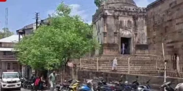  മസ്ജിദിൻ്റെ ബേസ്‌മെന്റിൽ കണ്ടെത്തിയത് 19-ാം ജൈന തീർത്ഥങ്കരന്റെ വിഗ്രഹം!; ഗുജറാത്ത് ഹൈക്കോടതിയിൽ ഹർജി