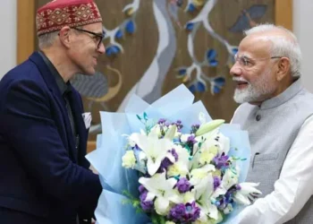 ‘ജനങ്ങൾ വോട്ട് ചെയ്യുന്നത് വെറുതെയല്ല, മോദി എന്തെങ്കിലും ശരിയായി ചെയ്തിട്ടുണ്ടാകും’; പ്രധാനമന്ത്രിയെ പ്രശംസിച്ച് ഒമർ അബ്ദുള്ള!