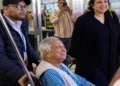 ‘നീ ഒരു ഭീകരനാണ്, ആയിരക്കണക്കിന് ആളുകളെ കൊന്നുതള്ളി!; എന്തിനാണ് ഇങ്ങോട്ട് വന്നത്?’; ന്യൂയോർക്ക് എയർപോർട്ടിൽ യൂനുസിനെ വളഞ്ഞ് പ്രവാസി ബംഗ്ലാദേശികൾ