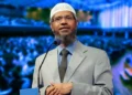 ബി.ജെ.പി അധികാരത്തിൽ നിന്ന് പോയാൽ മാത്രം ഇന്ത്യയിലേക്ക് മടങ്ങും, രാഹുൽ ഗാന്ധി തന്നെയാണ് ഭേദമെന്ന് വിവാദ മതപ്രഭാഷകൻ സാക്കിർ നായിക്