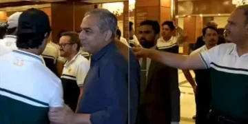 പിസിബി മേധാവിക്ക് മുന്നിൽ കുമ്പിടണം; തൊപ്പി അഴിച്ചുമാറ്റാൻ ആജ്ഞാപിച്ച് ടീം മാനേജർ’; പാക് ക്രിക്കറ്റ് താരങ്ങൾക്ക് നേരിട്ട അപമാനം വൈറൽ!