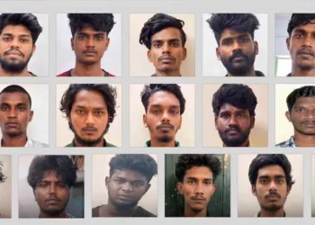 അപസ്മാരം അഭിനയിച്ചു; തേനിയിൽ 17 തടവുകാർ കൂട്ടത്തോടെ ജയിൽ ചാടി, കേരള അതിർത്തിയിൽ കടുത്ത ജാഗ്രത!