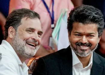ഇൻഡി സഖ്യത്തിൽ ചേർന്ന് വിജയ്‌യുടെ ടി.വി.കെ : തിരഞ്ഞെടുപ്പ് കമ്മീഷണർക്കെതിരായ പ്രക്ഷോഭത്തിൽ പങ്കുചേരും
